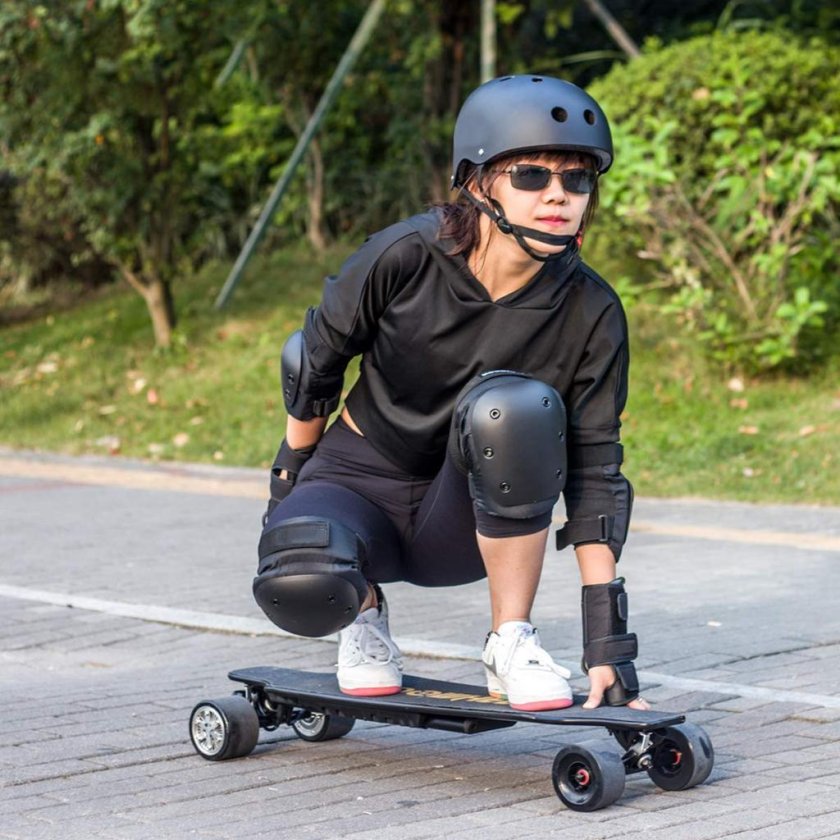 Экипировка скейтбордиста защитная