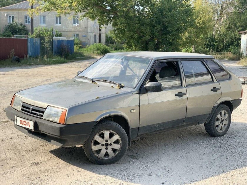 ВАЗ 2109 2001 года