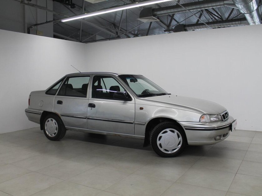 Автомобиля daewoo nexia