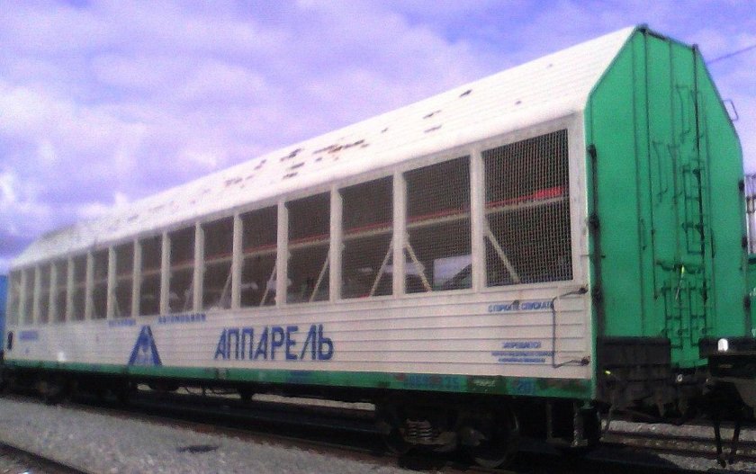 Вагон для перевозки автомобилей