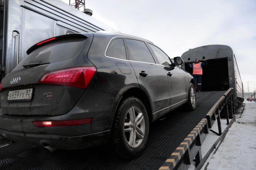 Вагон-автомобилевоз РЖД