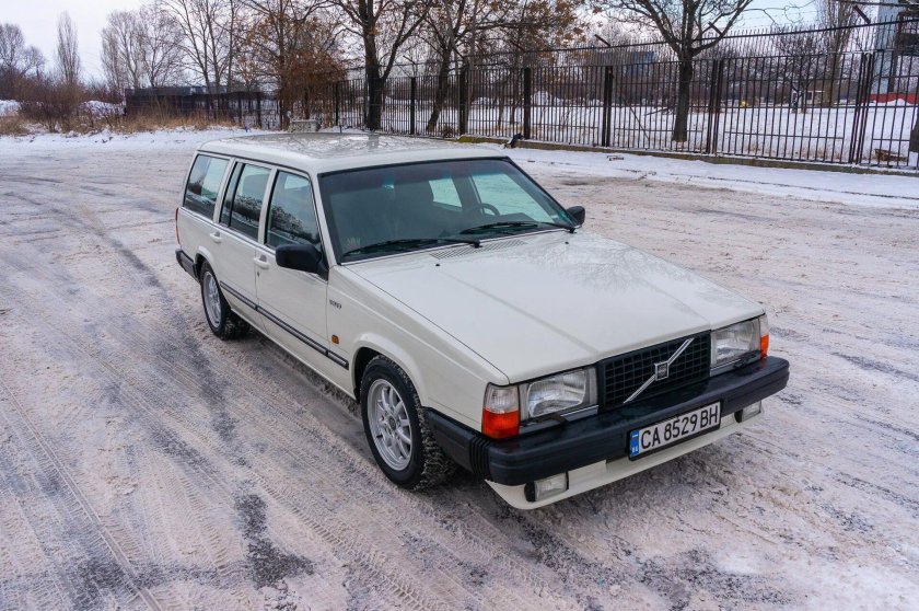 Volvo 740 2.3