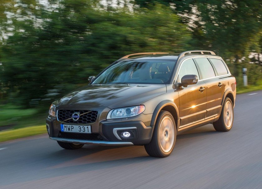 Volvo xc70 2015