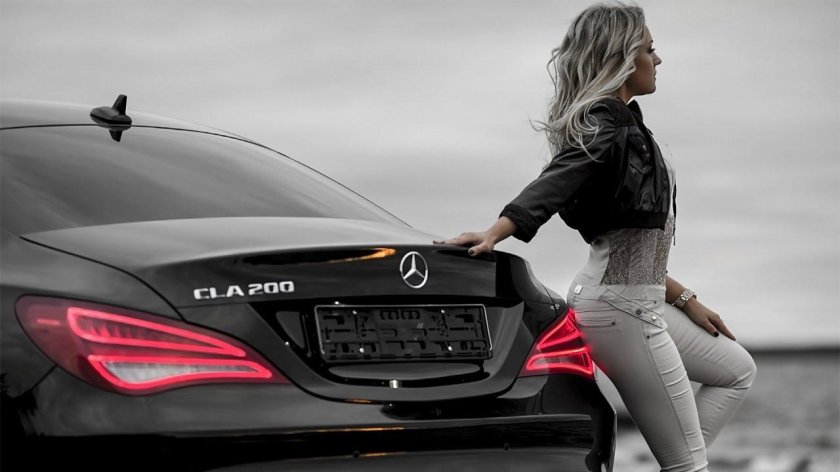 Мерс c63 AMG И девушка