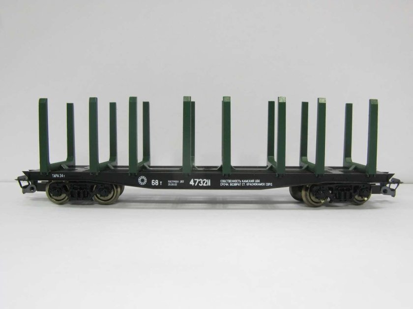 Платформа лесовоз 13-2114-07