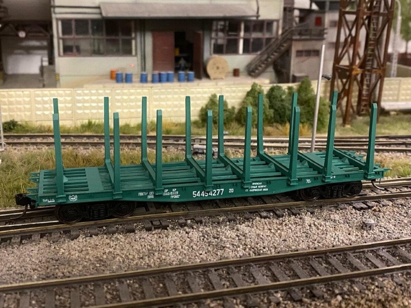 Платформа 13-401 лесовоз