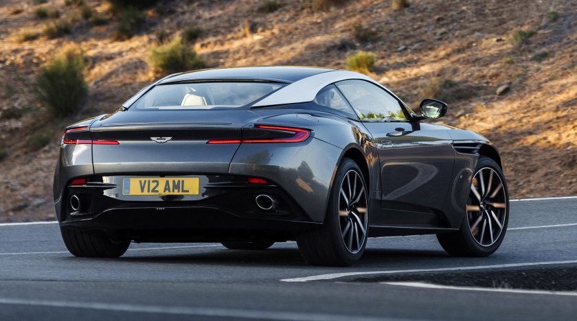 Aston Martin db11 2016