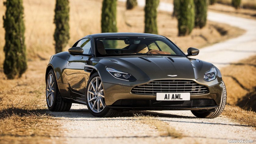 Aston Martin db11 2021