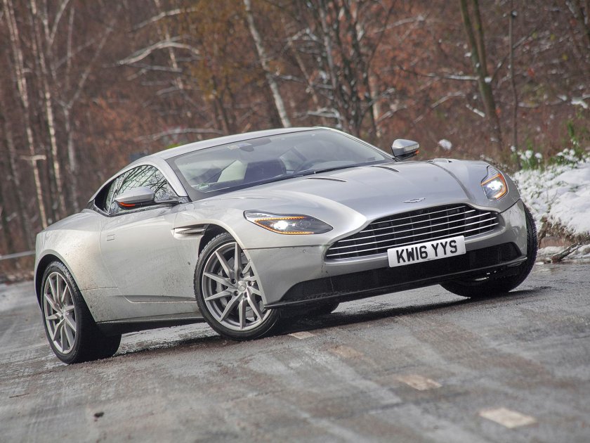 Астон Мартин дб11