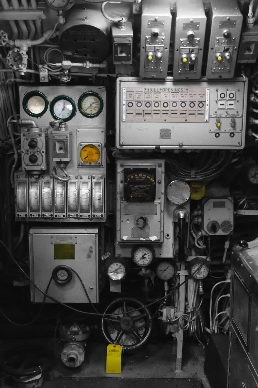 Панель управления подводной лодки