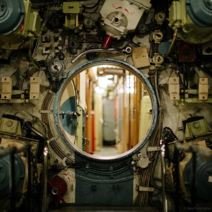 Люк подводной лодки