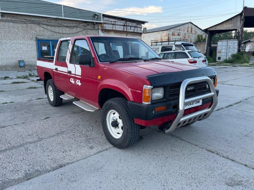 Ниссан Датсун 1986