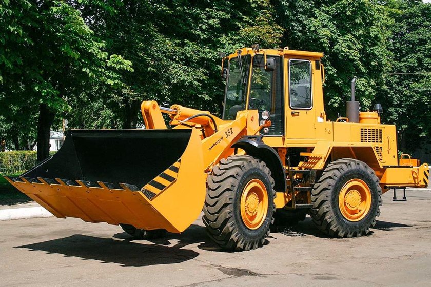 Фронтальный погрузчик Амкодор 352с
