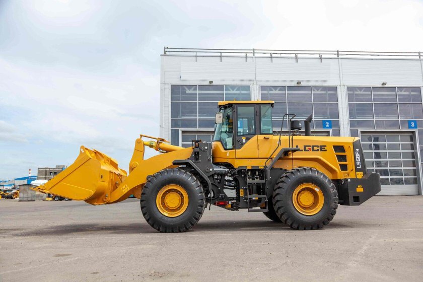 Фронтальный погрузчик lgce