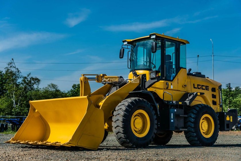 Фронтальный погрузчик sdlg