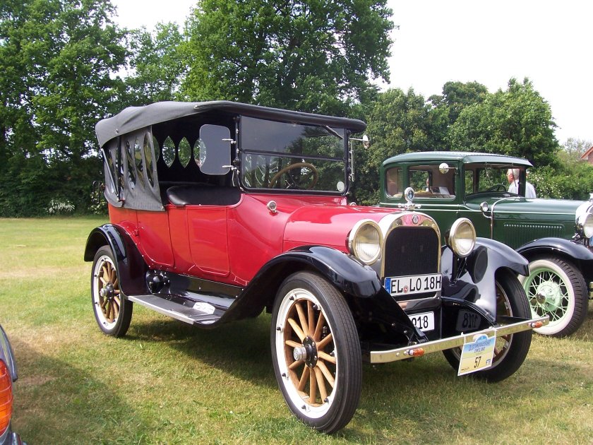 Dodge model 30