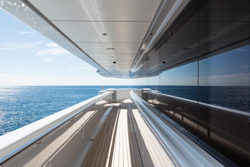 Яхта Сомнио