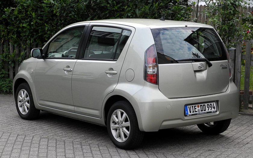 Daihatsu Sirion 2005