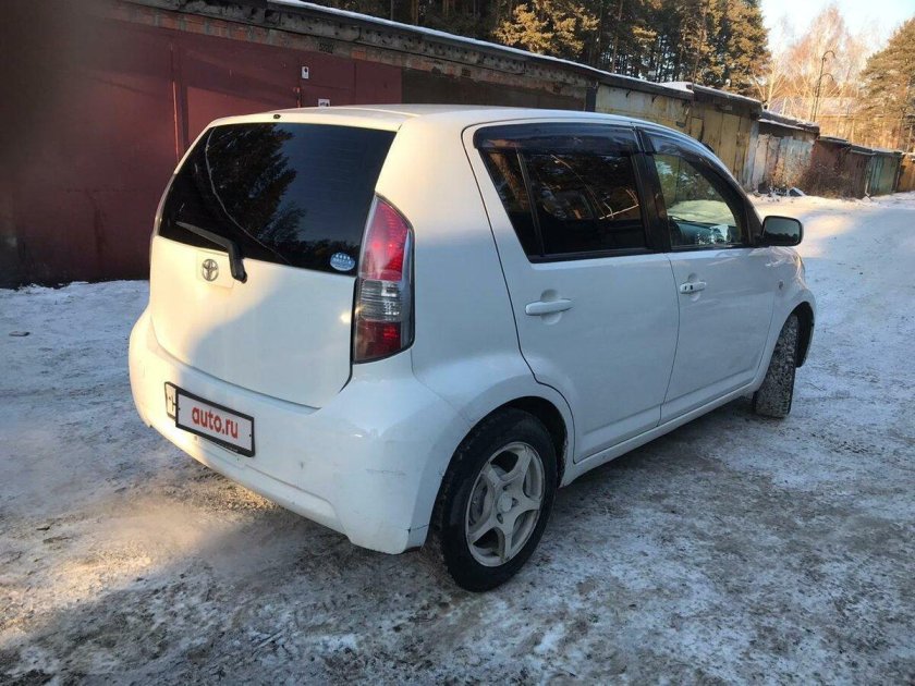 Тойота Пассо 2005