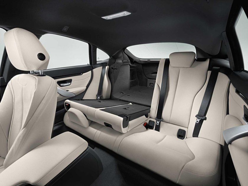 BMW 4 Gran Coupe салон