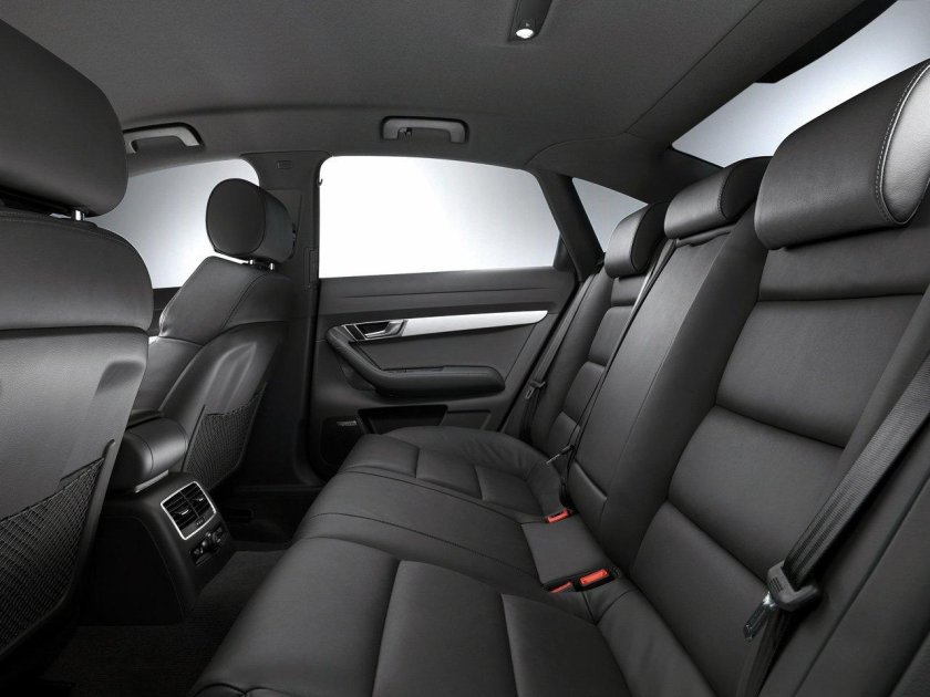 Audi a6 c6 салон сзади