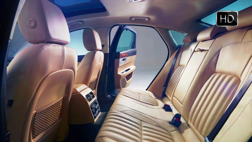 Jaguar XF салон сзади