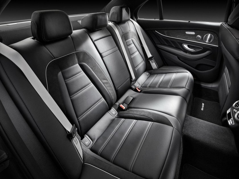 Мерседес Бенц е63 АМГ салон