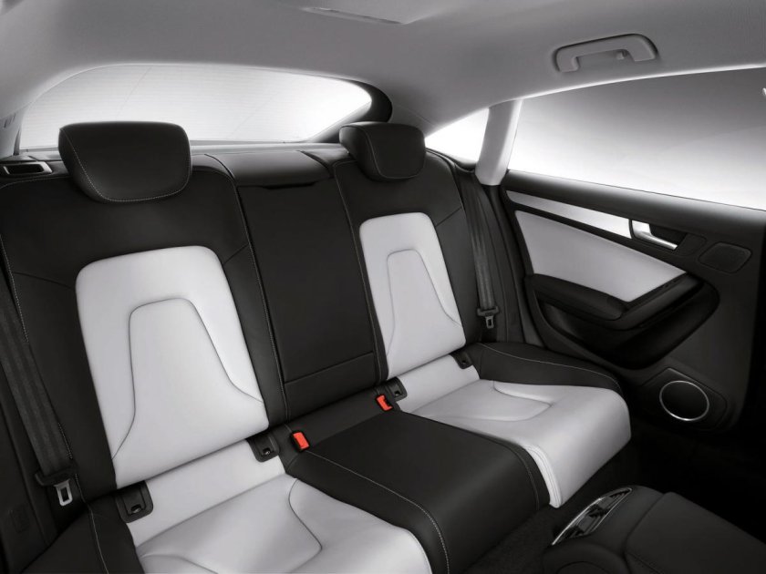 Ауди а5 салон сзади