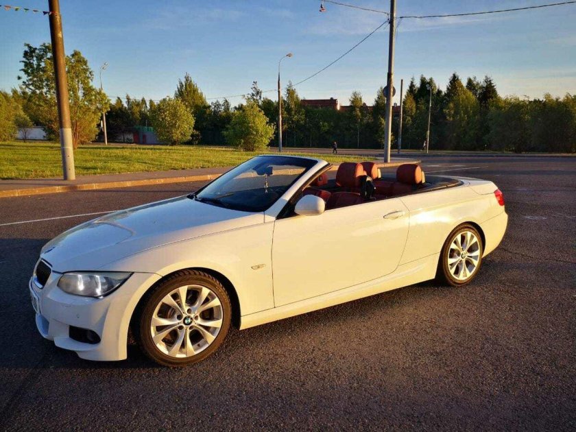 Кабриолет BMW e93 белый