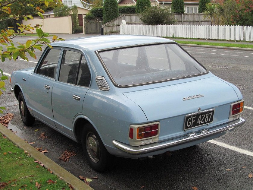 Тойота Королла 2 поколения