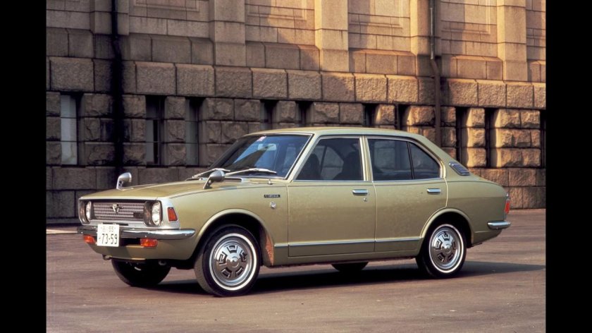 Toyota Corolla 1 поколение