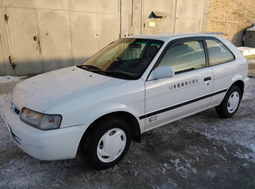 Toyota Corolla 2 1999