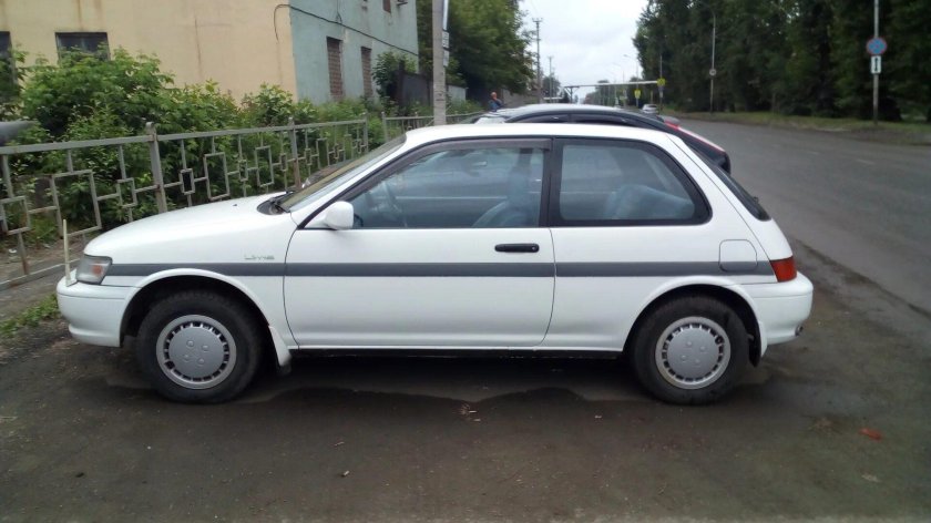 Тойота Королла 2