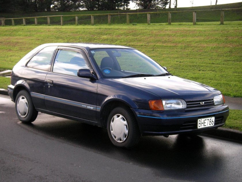 Тойота Королла 2