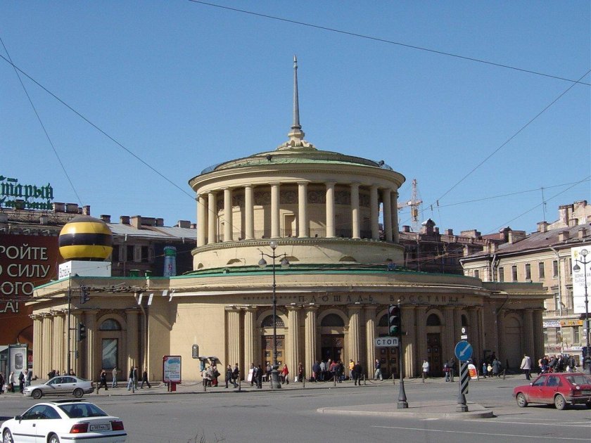 Станция метро площадь Восстания Санкт-Петербург