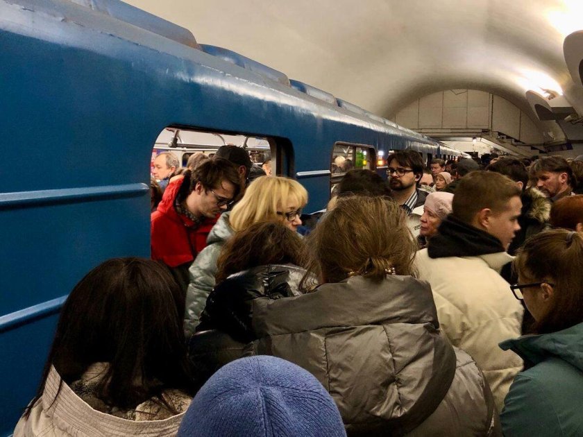 Закрытые метро