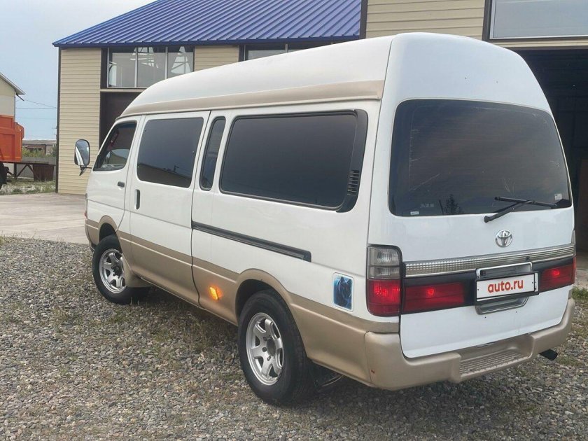 Микроавтобус тойота хайс
