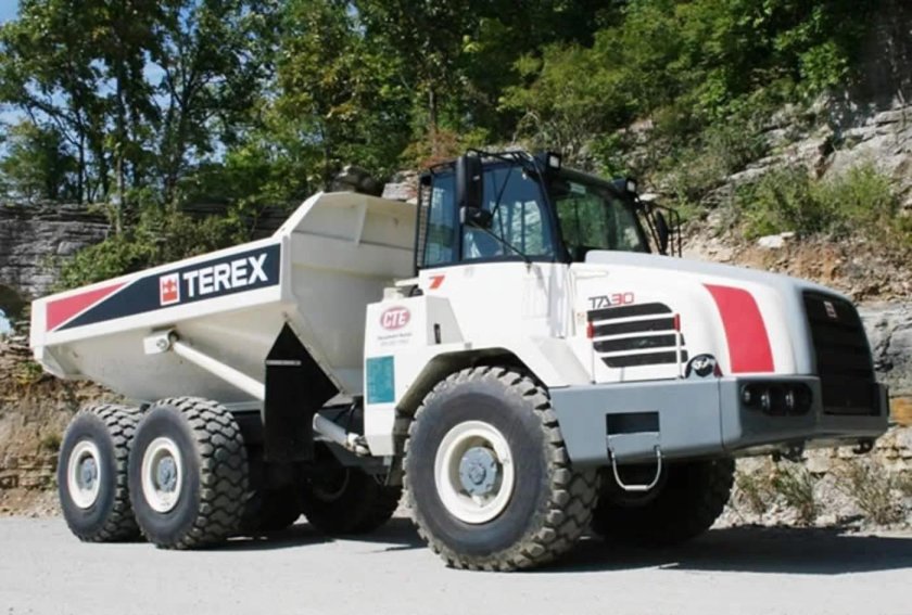 Сочленённый самосвал Terex