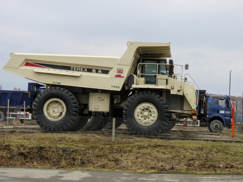 Terex 33-19 Titan
