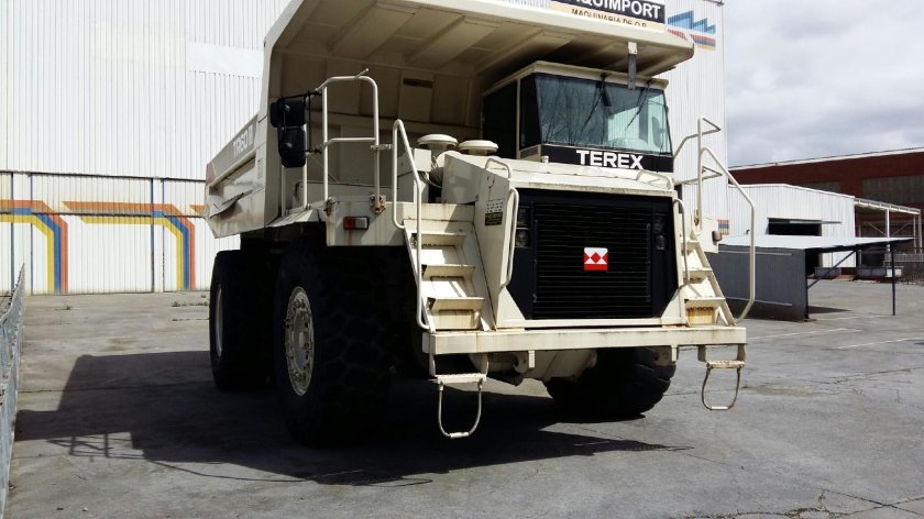 Карьерный самосвал terex tr100