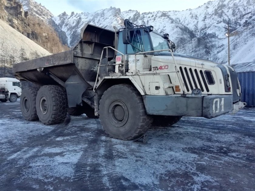Самосвал Terex ta400