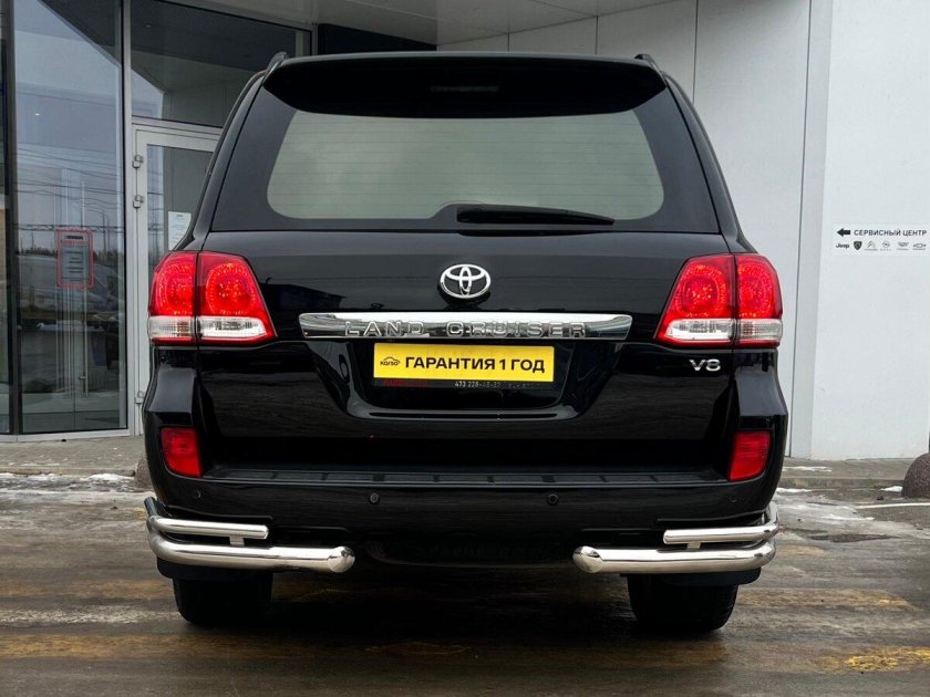 Тойота ленд крузер 200