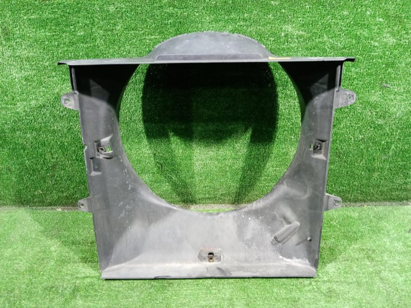 Кожух вентилятора радиатора