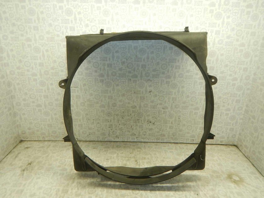 Диффузор на вентилятор джип Чероки XJ