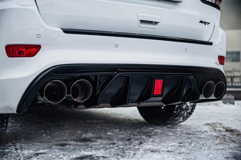 Задний диффузор Grand Cherokee srt8