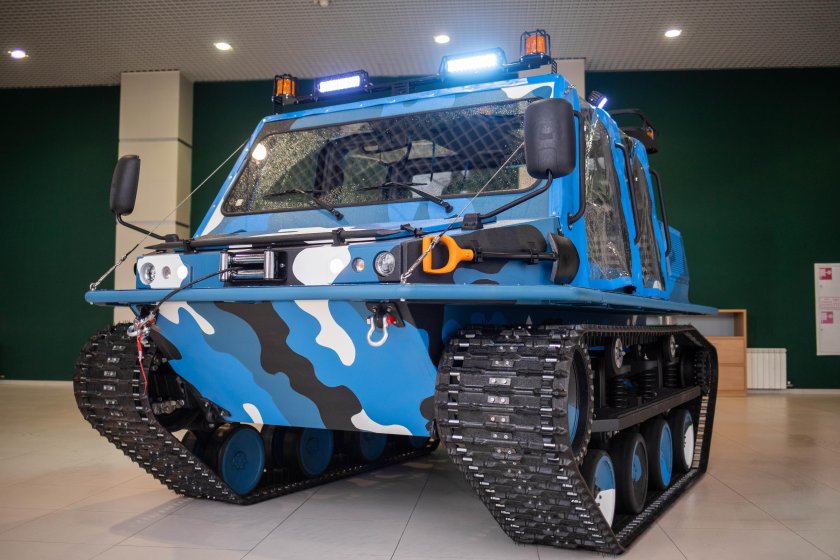 Гусеничный снегоболотоход терраника