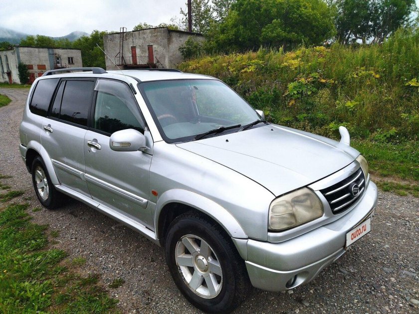 Сузуки эскудо 2001 года