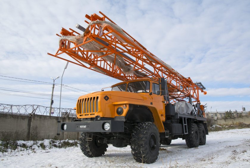 Буровая УРБ 3а3