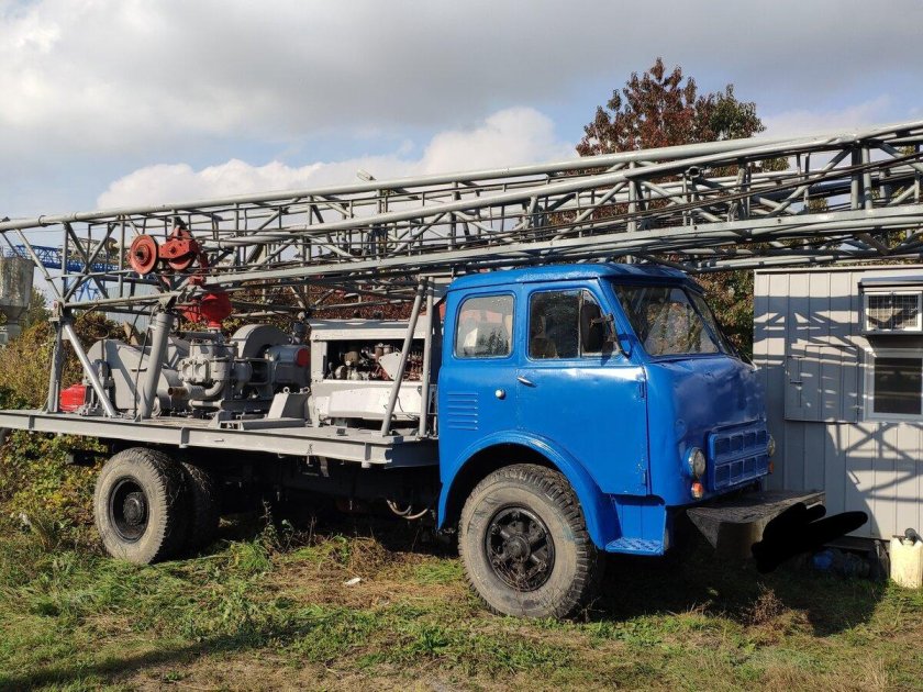 Маз 500 буровая урб 2 5а
