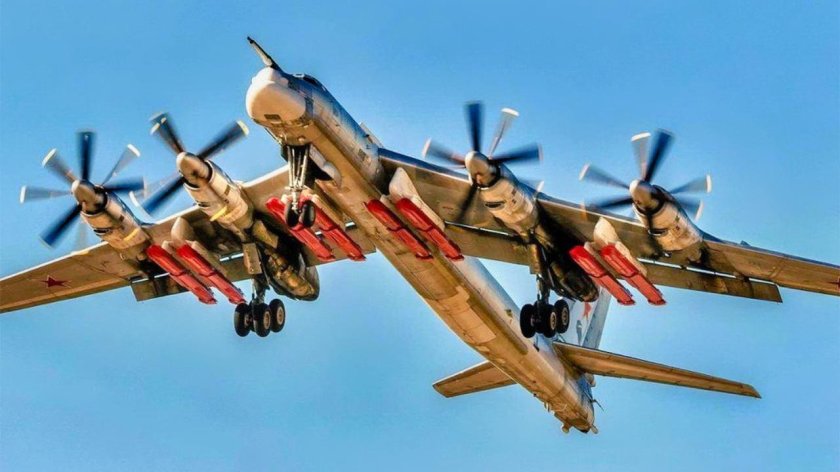 Бомбардировщик ту-95мс